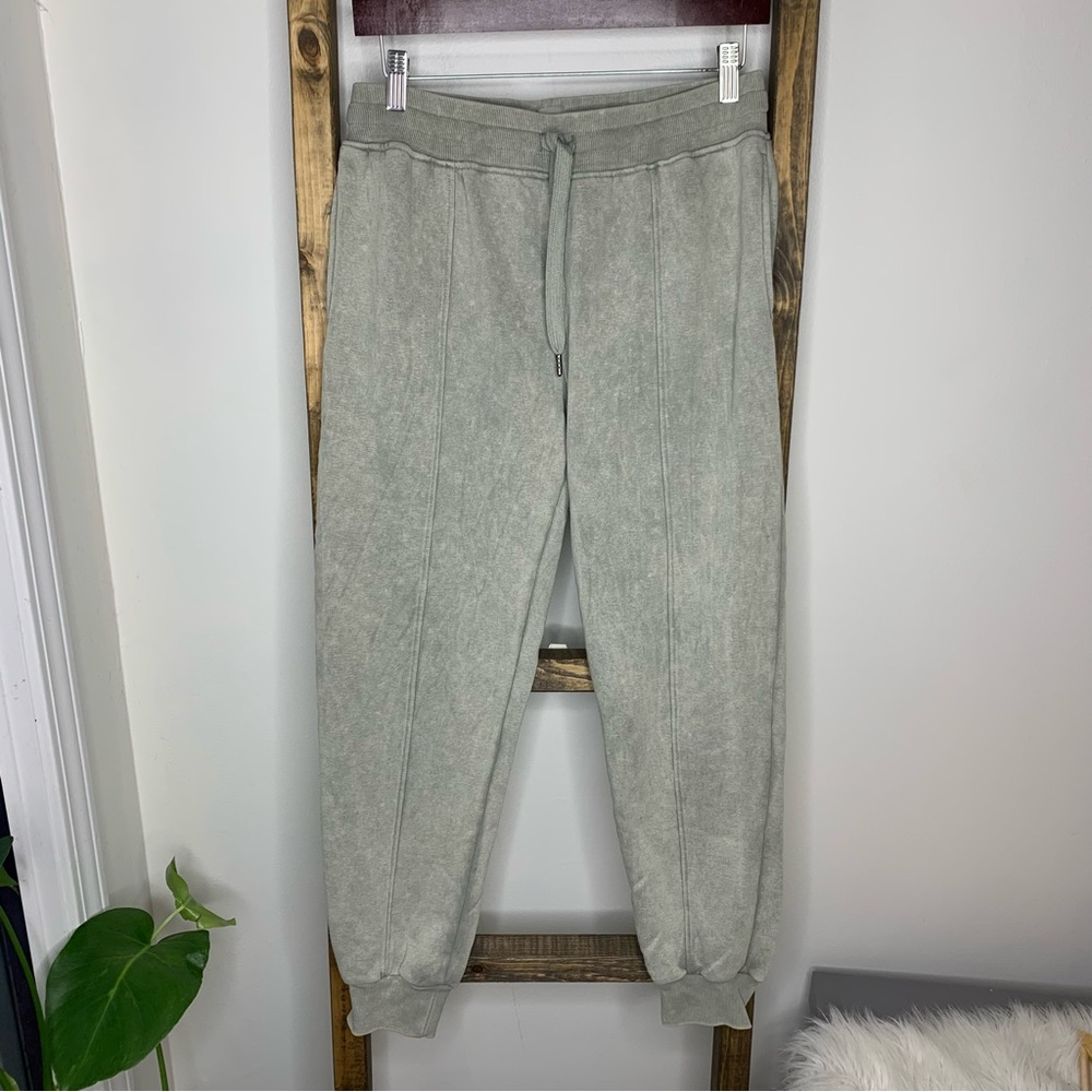 Harmony Balance Gray Jogger Sweatpants